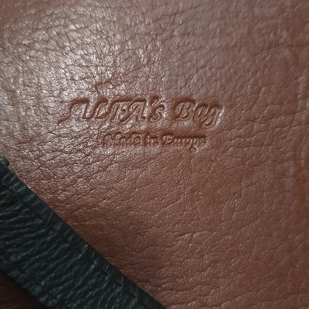 Alfa's Bag genuine leather made in Europe shoulder bag